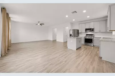 124 Banyon Drive, Liberty Hill, TX 78642 - Photo 23