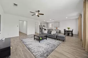 124 Banyon Dr, Liberty Hill, TX 78642 - Photo 11