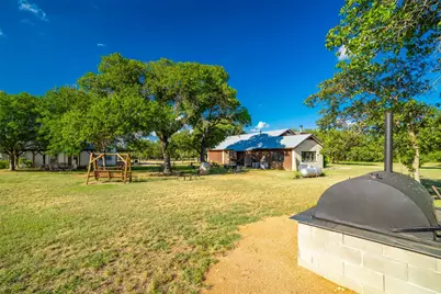 683 Ranch Road 1320, Johnson City, TX 78636 - Photo 17