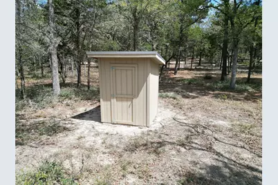 801 Marlin Street, McDade, TX 78650 - Photo 7