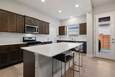 1713 Arcilla Street, Austin, TX 78741 - Photo 11