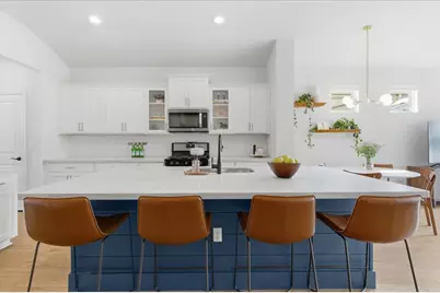 8301 Dampton Lane, Austin, TX 78744 - Photo 5