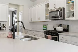 8301 Dampton Ln, Austin, TX 78744 - Photo 11