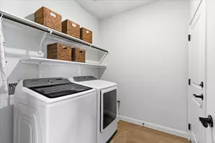 8301 Dampton Ln, Austin, TX 78744 - Photo 23