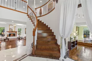 17 Hedgebrook Way, The Hills, TX 78738 - Photo 11