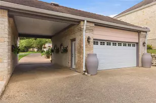 17 Hedgebrook Way, The Hills, TX 78738 - Photo 31
