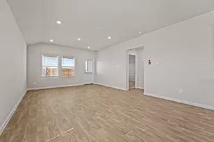 125 Raymondville Path, San Marcos, TX 78666 - Photo 15