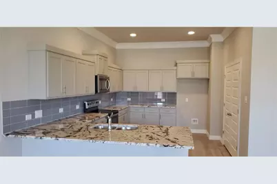 109 Everett Court #B, Jarrell, TX 76537 - Photo 3