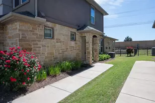 415 Epiphany Ln, Pflugerville, TX 78660 - Photo 3
