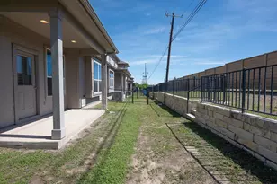 415 Epiphany Ln, Pflugerville, TX 78660 - Photo 23