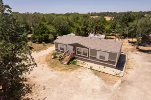 1039 Trailside Dr, Elgin, TX 78621 - Photo 23