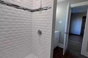 305 Moore Blvd, Austin, TX 78705 - Photo 13