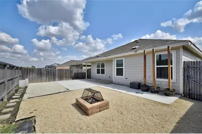 2060 Meadow Pipit Drive, New Braunfels, TX 78130 - Photo 23