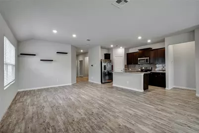 2060 Meadow Pipit Drive, New Braunfels, TX 78130 - Photo 5