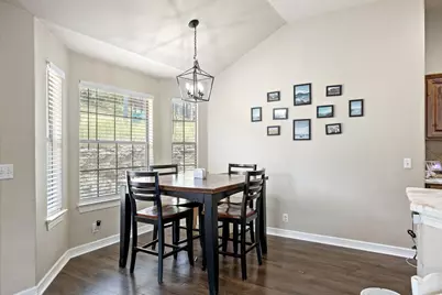 714 Newport Drive, Briarcliff, TX 78669 - Photo 9