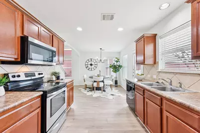 811 Craters Of The Moon Boulevard, Pflugerville, TX 78660 - Photo 9