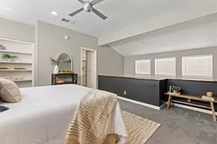 611 E 45th St, Austin, TX 78751 - Photo 17