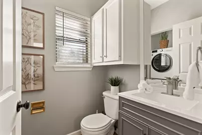 611 E 45th Street #25, Austin, TX 78751 - Photo 15