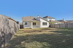 308 Castlefields St, Hutto, TX 78634 - Photo 29