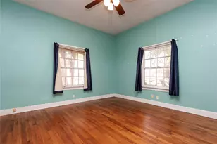 218 W 51st St, Austin, TX 78751 - Photo 17