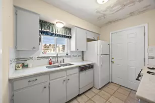 9713 Dallum Dr, Austin, TX 78753 - Photo 13