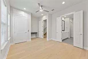 1301 Town Creek Dr, Austin, TX 78741 - Photo 21