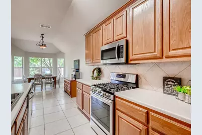 20204 Mustang Island Circle, Pflugerville, TX 78660 - Photo 9