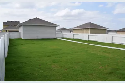 117 Keltic Drive, Kyle, TX 78640 - Photo 21