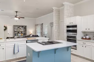 11042 Crossland Dr, Austin, TX 78726 - Photo 11