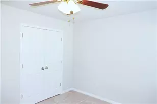 10205 Forest Grove Dr, Austin, TX 78747 - Photo 11