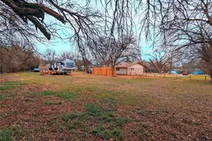 7310 Forest Wood Rd, Austin, TX 78745 - Photo 25