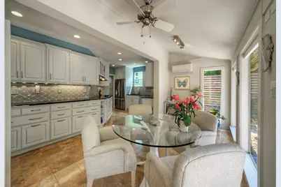 813 Sunfish Street, Lakeway, TX 78734 - Photo 17