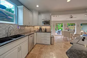 813 Sunfish St, Lakeway, TX 78734 - Photo 13