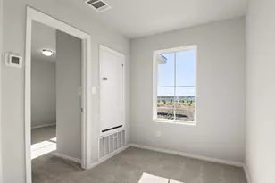 117 Summer Dr, Elgin, TX 78621 - Photo 31