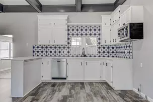 17308 E Darleen Dr, Leander, TX 78641 - Photo 5