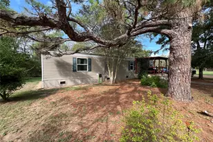 361 Laura Ln, Bastrop, TX 78602 - Photo 5