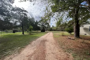 361 Laura Ln, Bastrop, TX 78602 - Photo 3