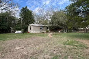 361 Laura Ln, Bastrop, TX 78602 - Photo 11