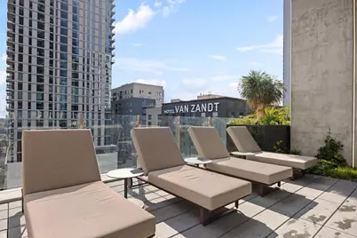 610 Davis Street #2909, Austin, TX 78701 - Photo 11