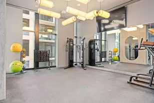 610 Davis St, Austin, TX 78701 - Photo 25