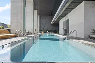 610 Davis St, Austin, TX 78701 - Photo 9