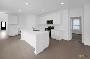 247 Flathead Street NE, New Braunfels, TX 78130 - Photo 5