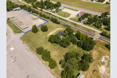 212 E Taylor Street, Thrall, TX 76578 - Photo 31