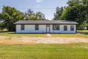 212 E Taylor St, Thrall, TX 76578 - Photo 25
