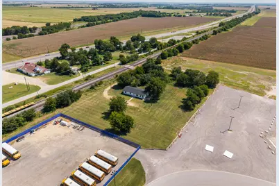 212 E Taylor Street, Thrall, TX 76578 - Photo 35
