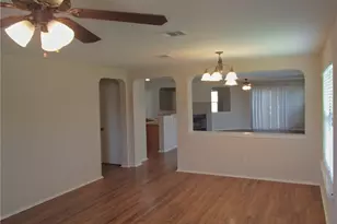 224 Wildwood Dr, Georgetown, TX 78633 - Photo 5