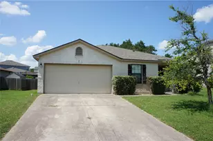 224 Wildwood Dr, Georgetown, TX 78633 - Photo 1