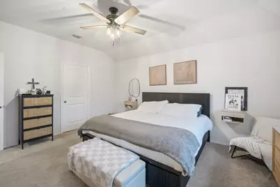 1012 Norway, Seguin, TX 78155 - Photo 7