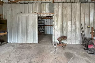 207 Crockett St, Martindale, TX 78655 - Photo 21