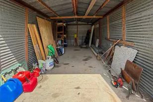 207 Crockett St, Martindale, TX 78655 - Photo 25